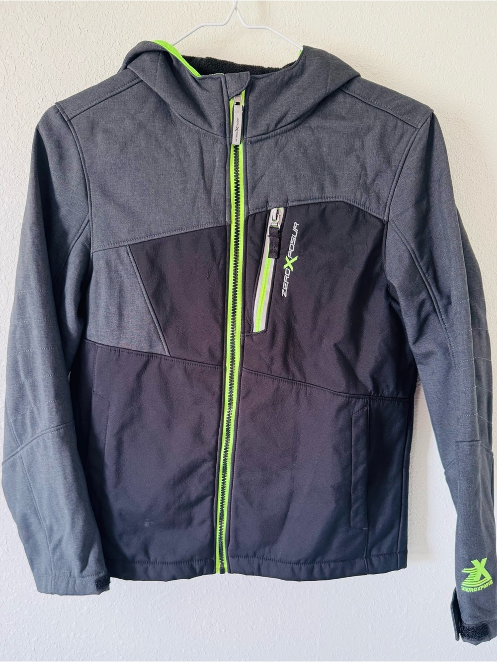 ZeroXposur Gray and Neon Green Hooded Softshell Jacket Size L 14/16